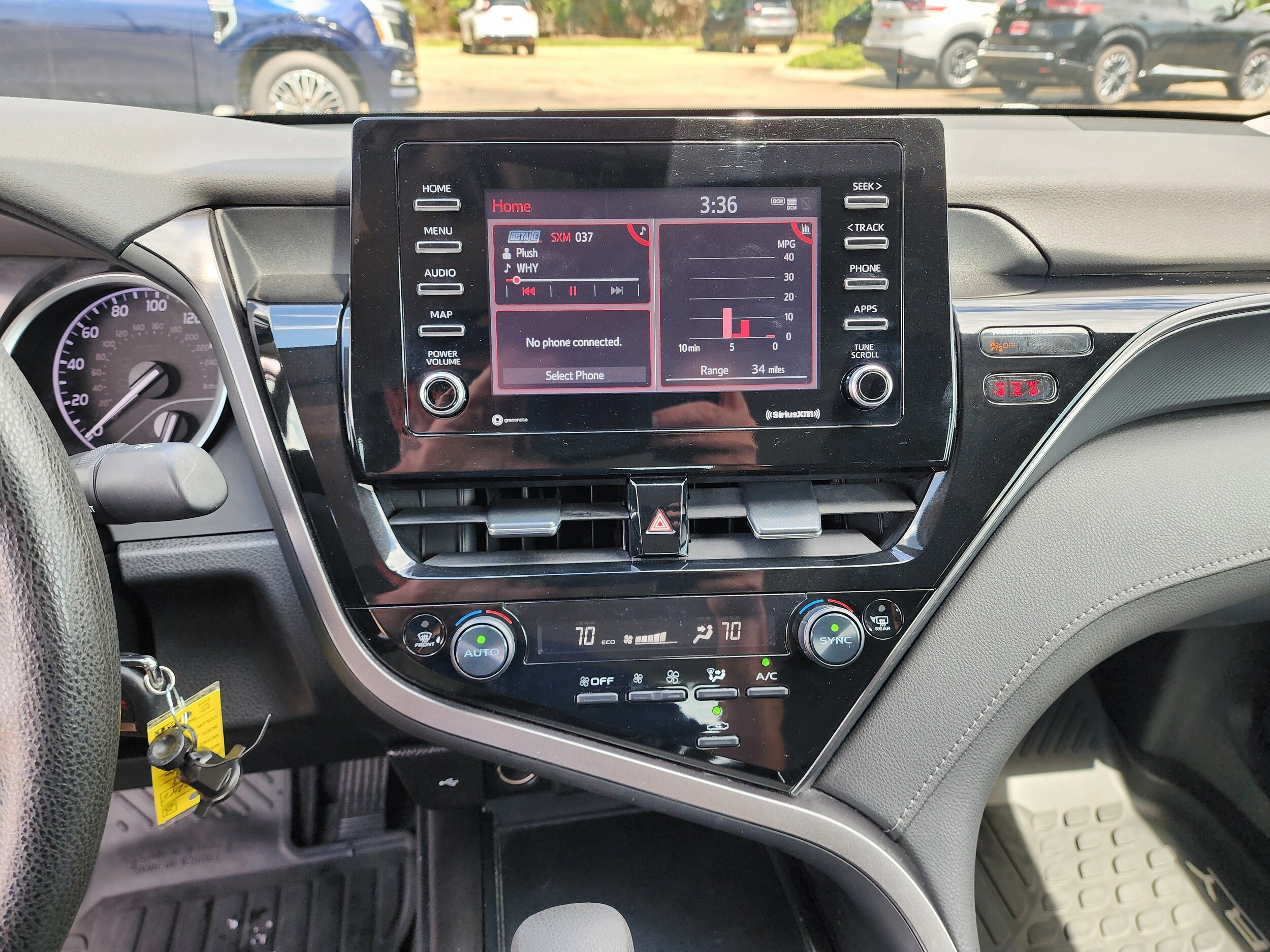 2023 Toyota Camry LE photo 2