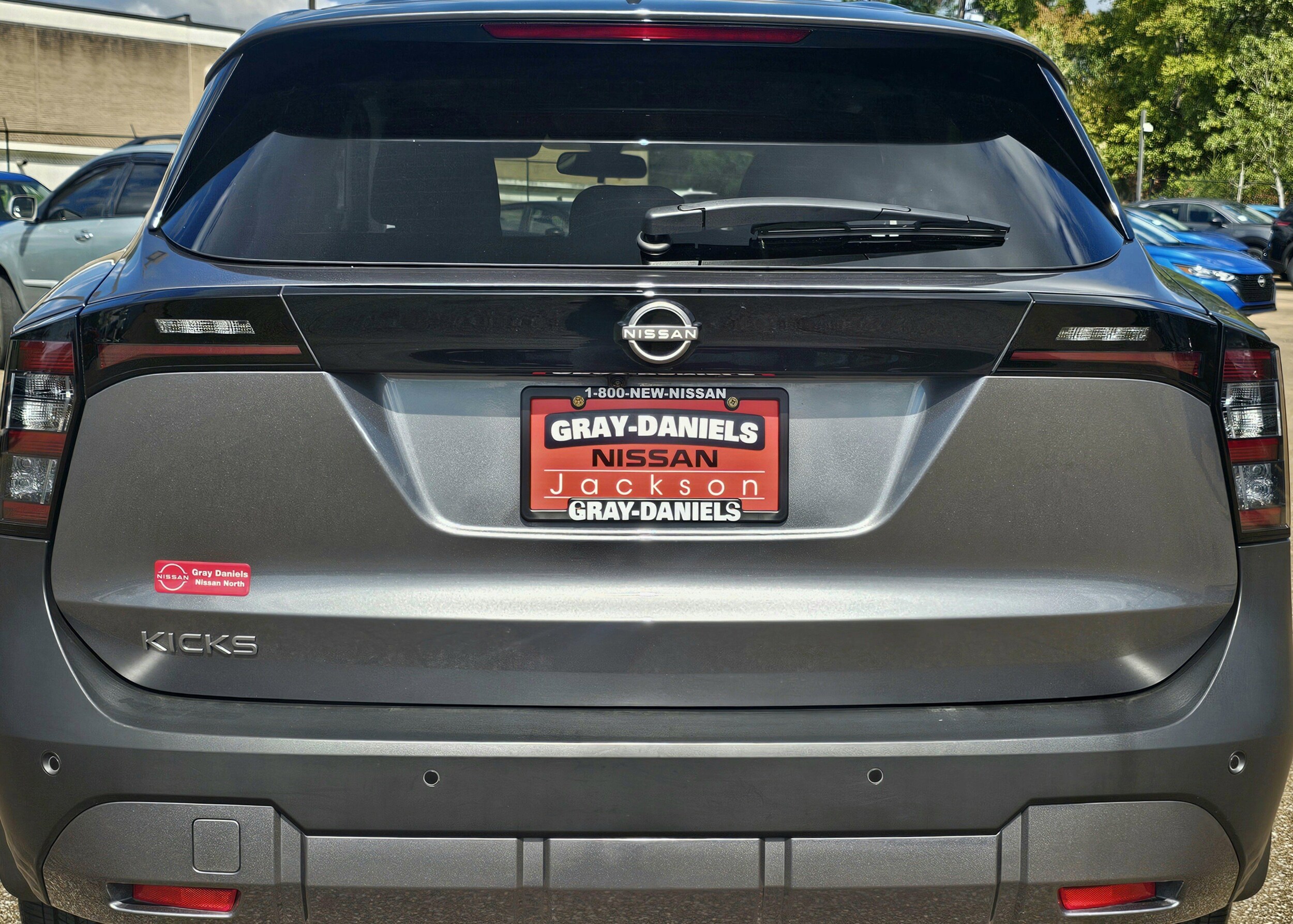 2025 Nissan Kicks SV photo 3