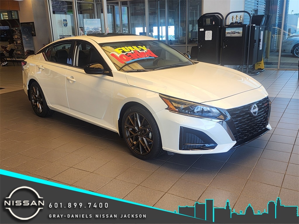 2025 Nissan Altima 2.5 SR