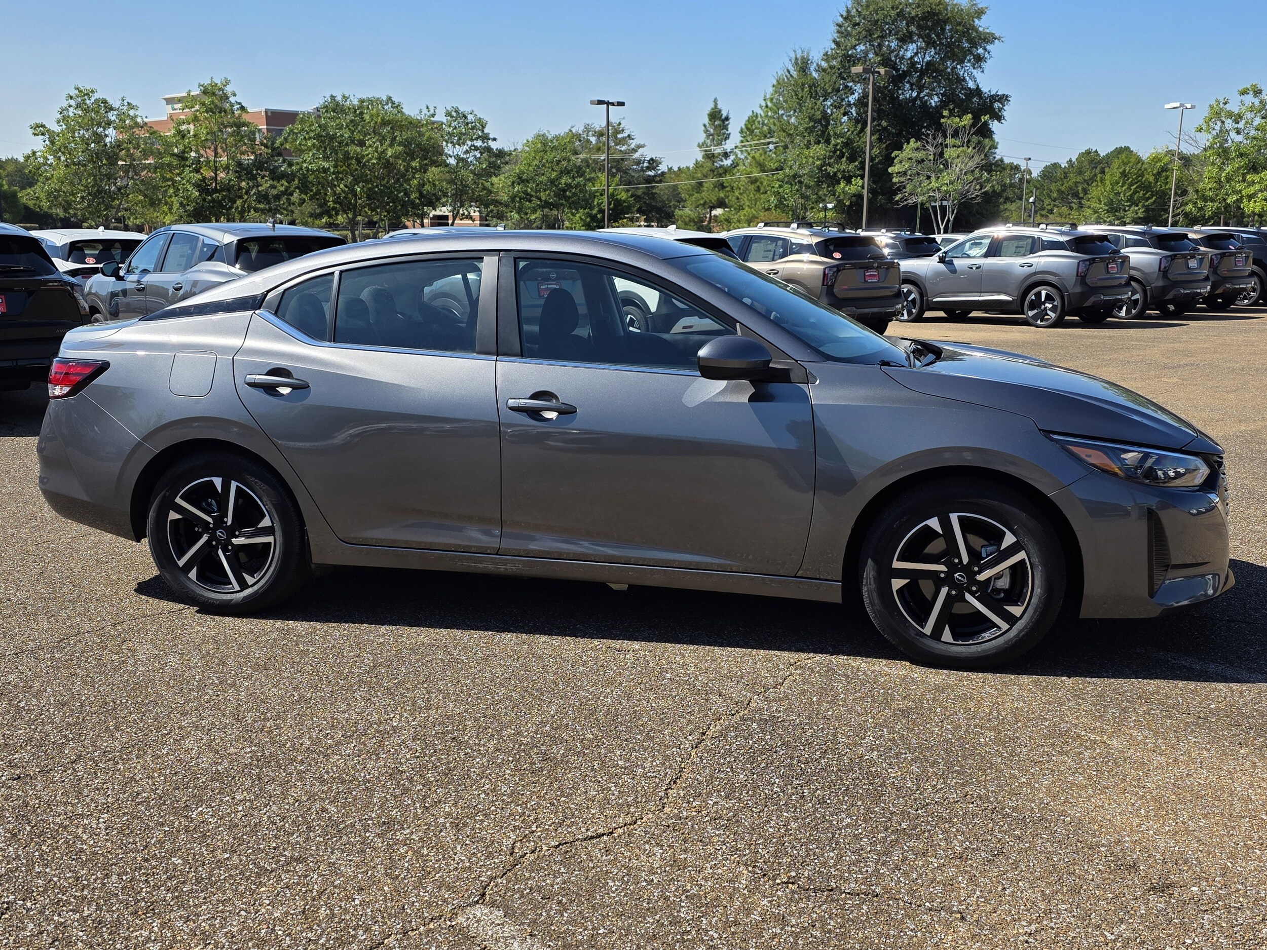 2024 Nissan Sentra SV photo 2