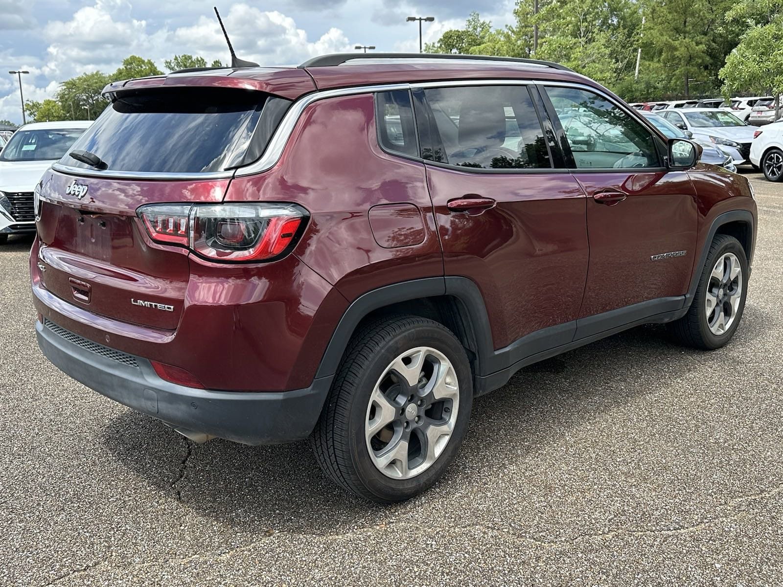 Used 2021 Jeep Compass Limited with VIN 3C4NJDCB0MT565364 for sale in Jackson, MS