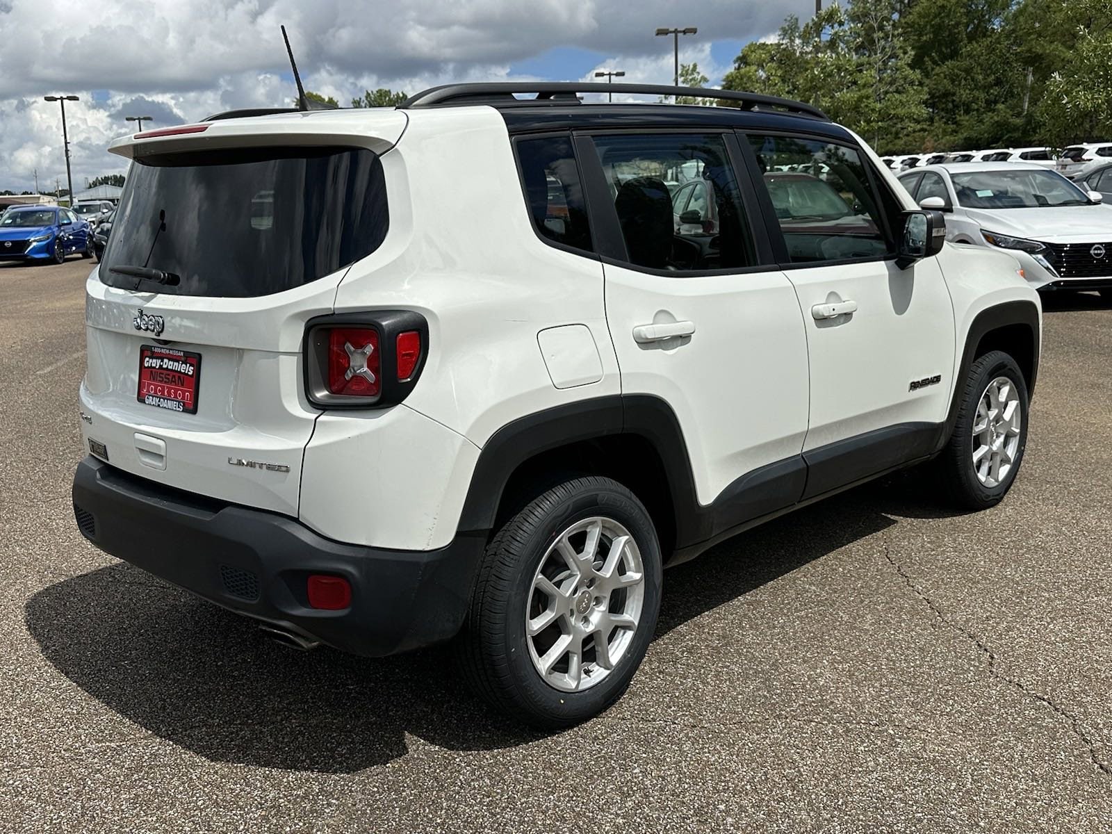 Used 2021 Jeep Renegade Limited with VIN ZACNJDD1XMPM74645 for sale in Jackson, MS