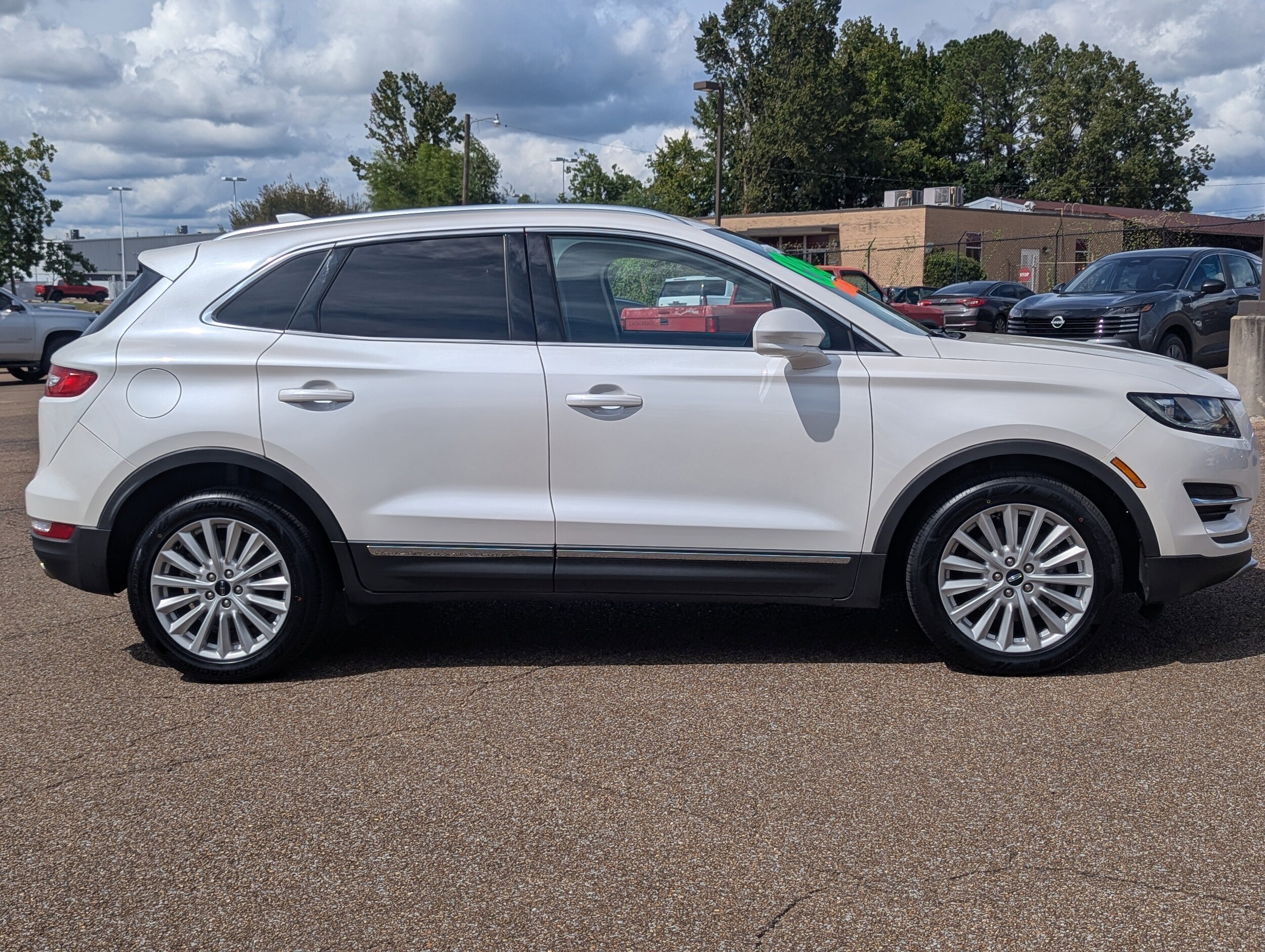 2019 Lincoln MKC Premiere photo 2