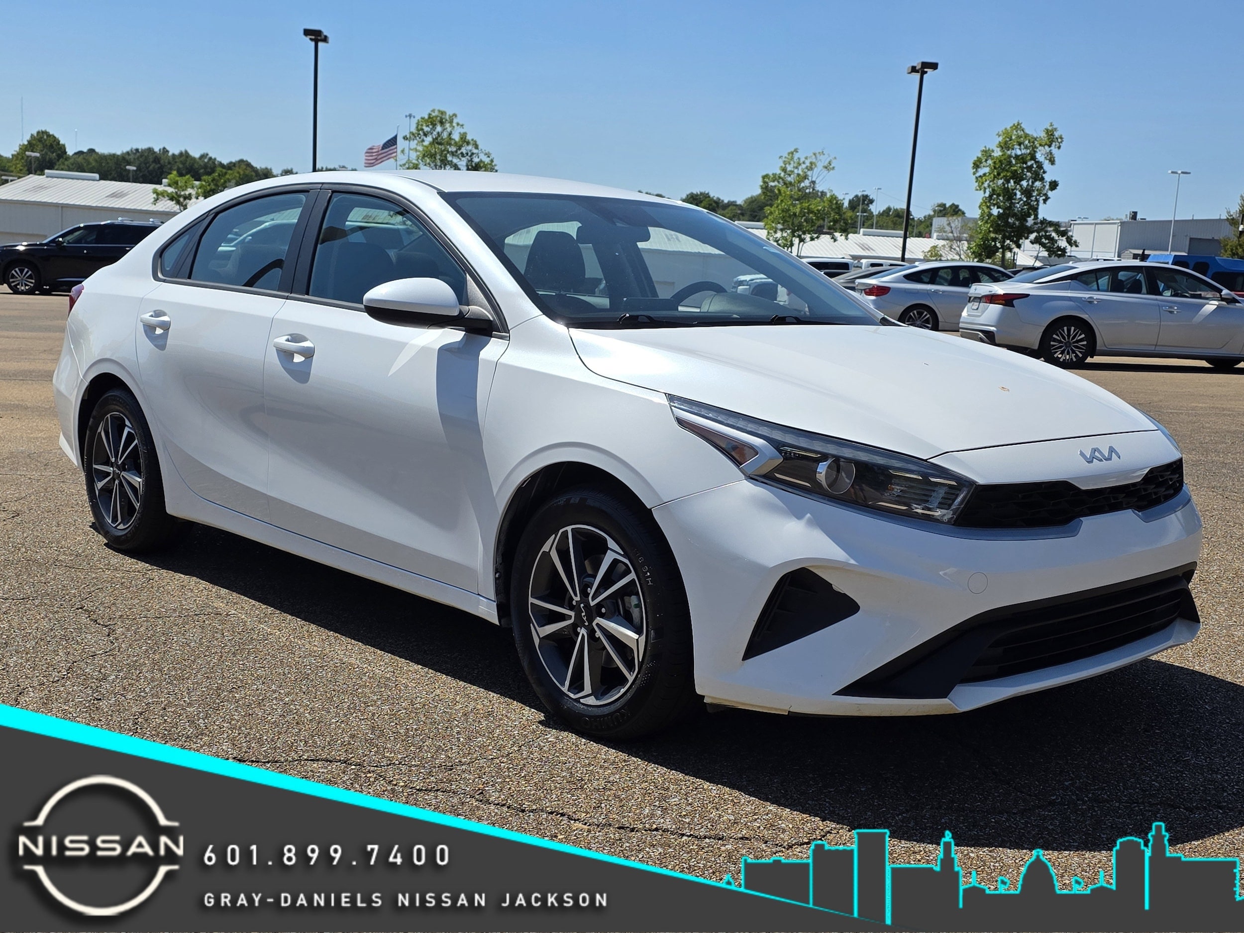 2023 Kia Forte LXS AT's photo