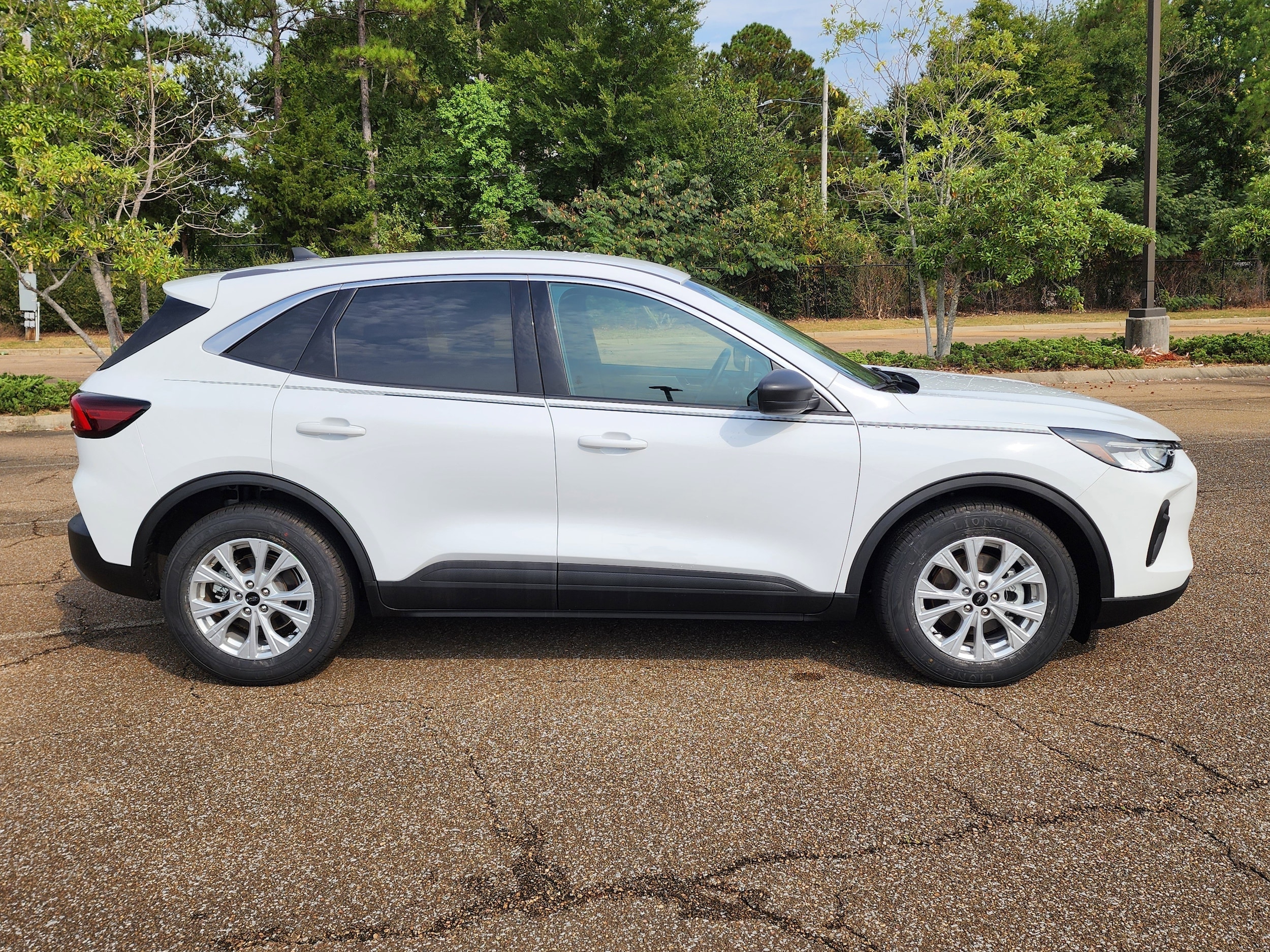 2024 Ford Escape Active - Photo 23