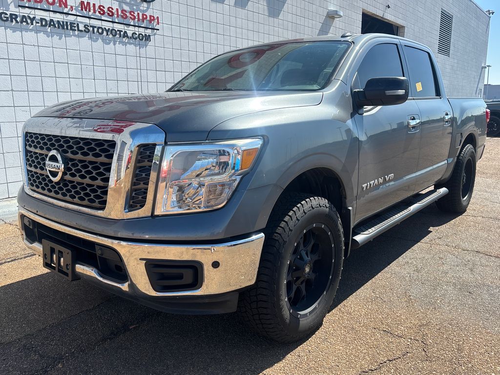 2018 Nissan Titan
