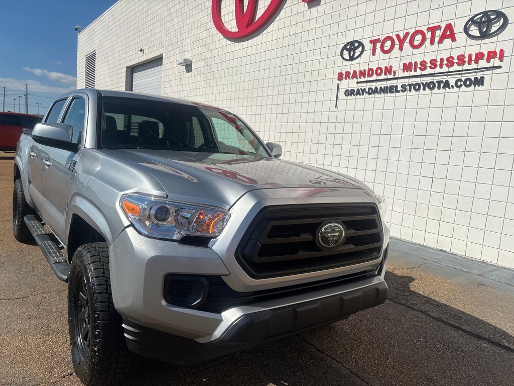 2023 Toyota Tacoma Double Cab 4x4 V6 photo 3