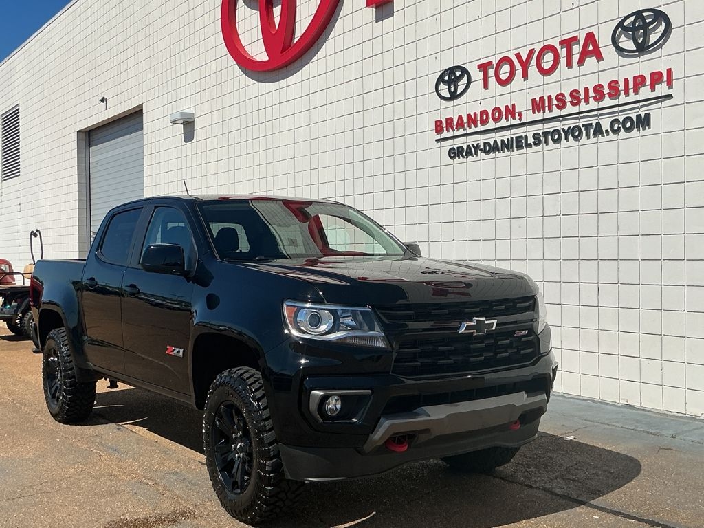 2022 Chevrolet Colorado Z71 photo 3