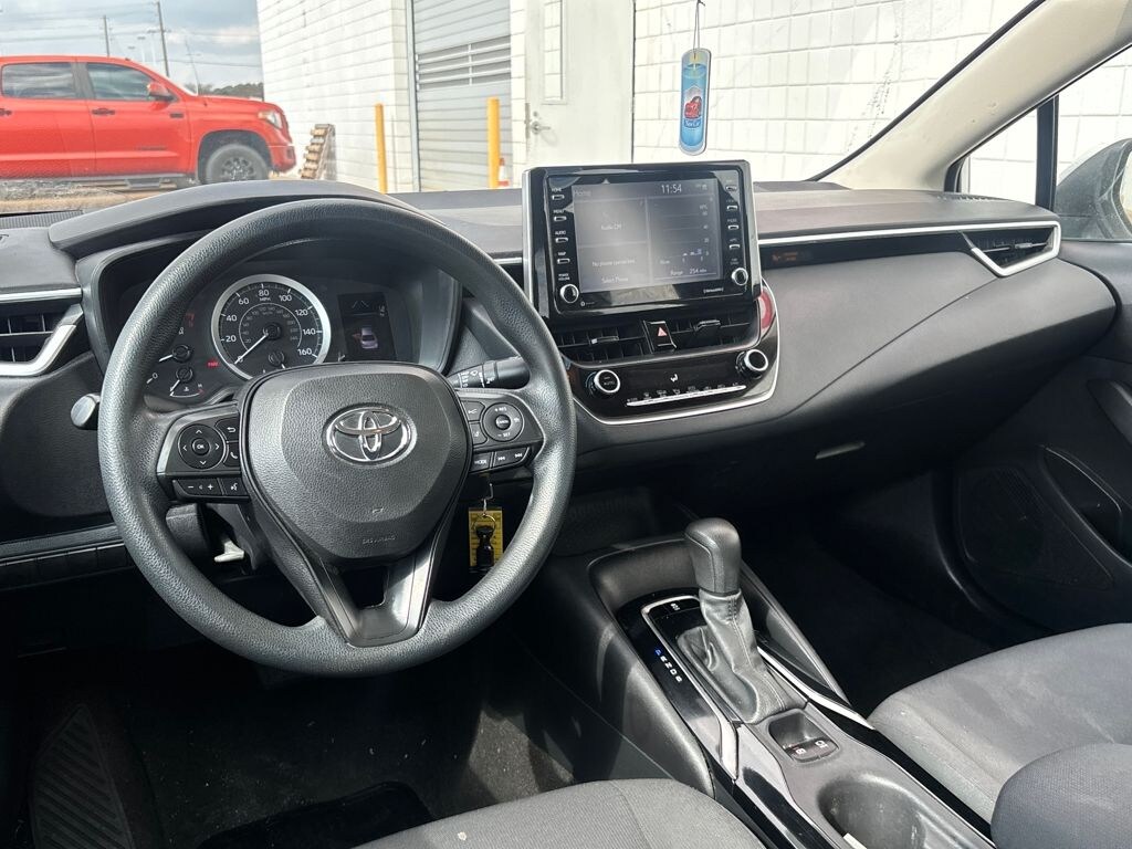 Used 2021 Toyota Corolla LE Sedan