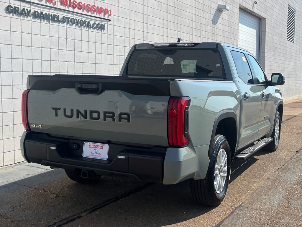 2025 Toyota Tundra SR5 photo 4