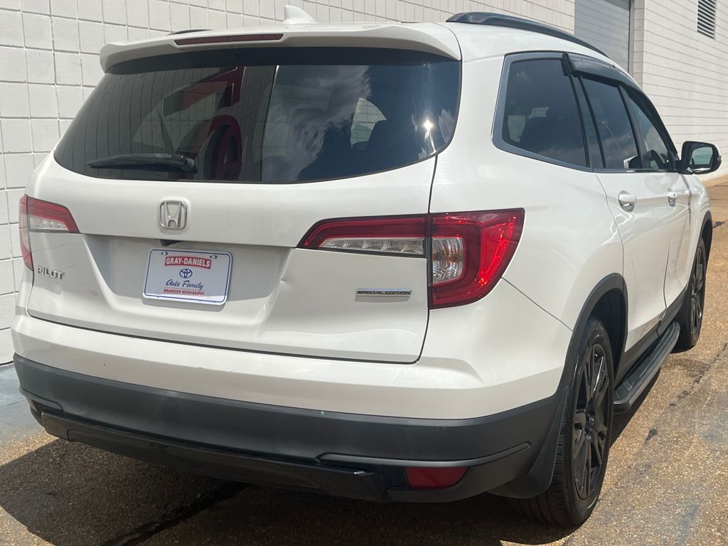 2021 Honda Pilot Special Edition photo 4