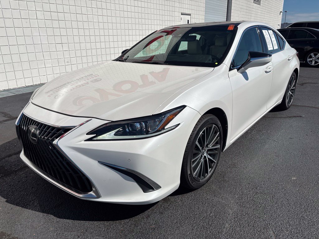 2023 Lexus ES