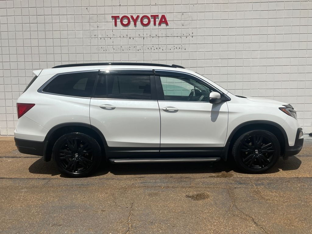 2021 Honda Pilot Special Edition photo 3