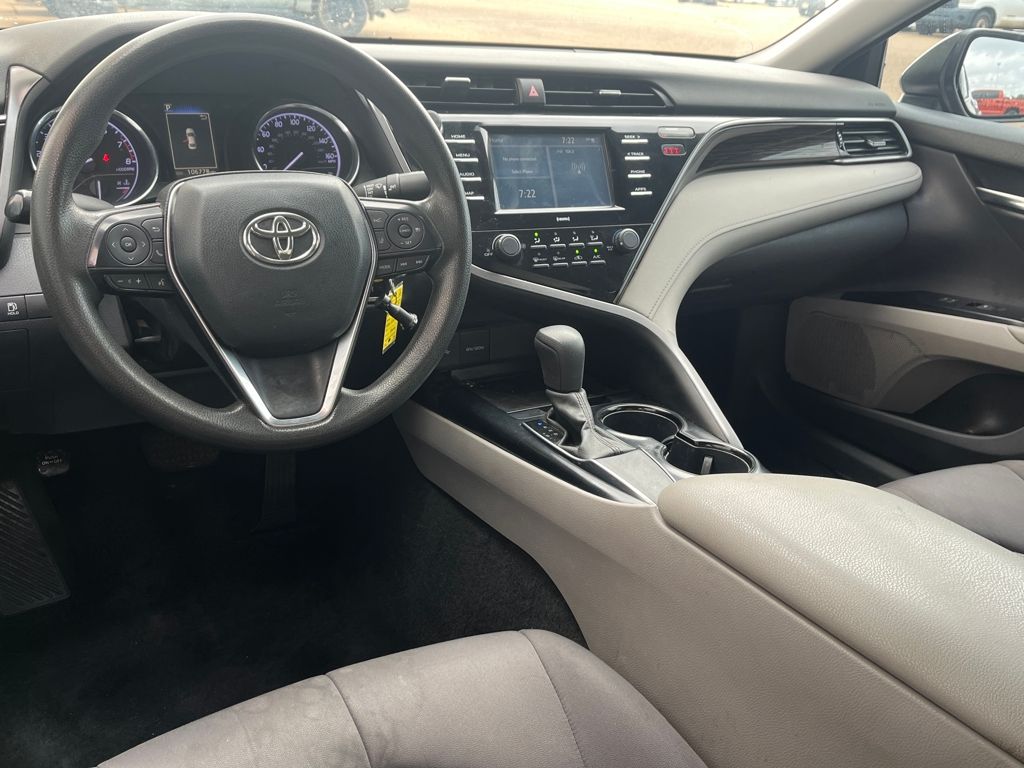 2020 Toyota Camry LE photo 2