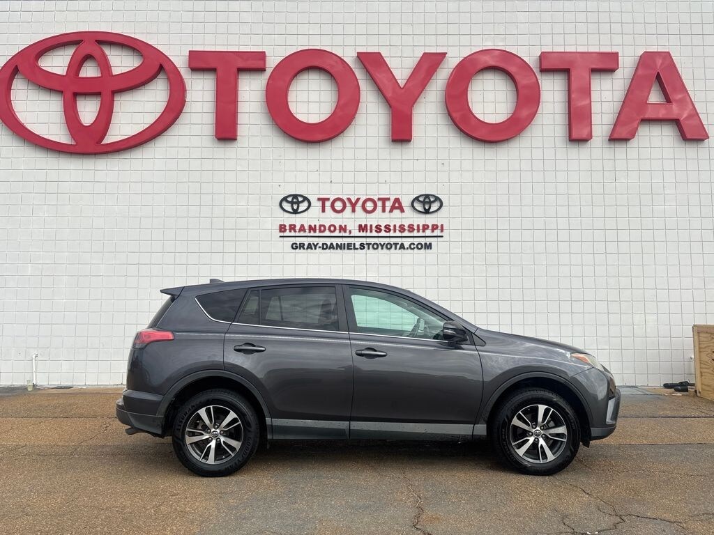 Used 2018 Toyota RAV4 XLE SUV