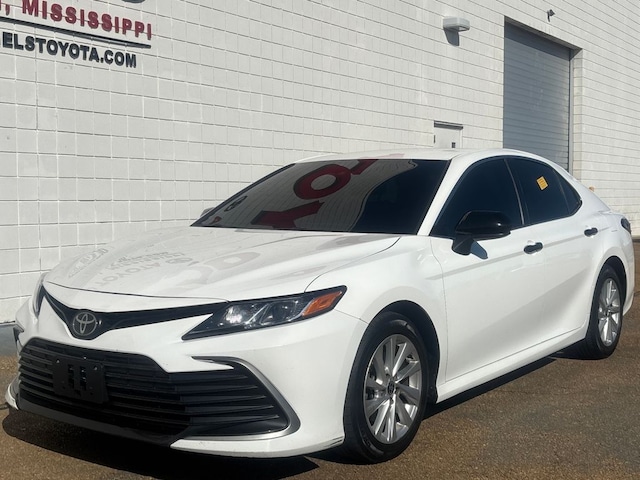 2023 Toyota Camry LE FWD Sedan