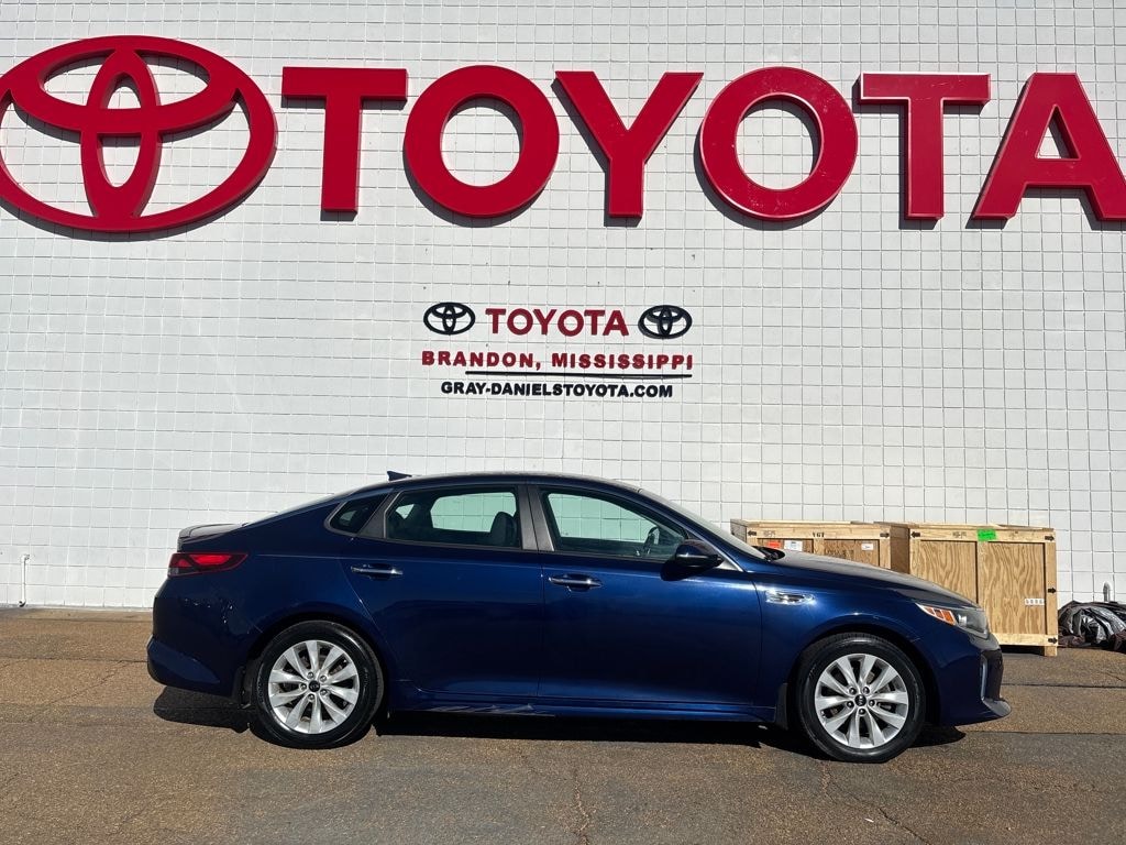 Used 2018 Kia Optima S Sedan