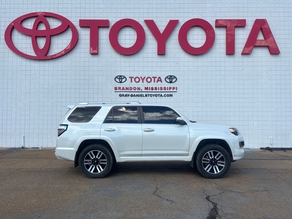 2023 Toyota 4Runner Limited photo 4