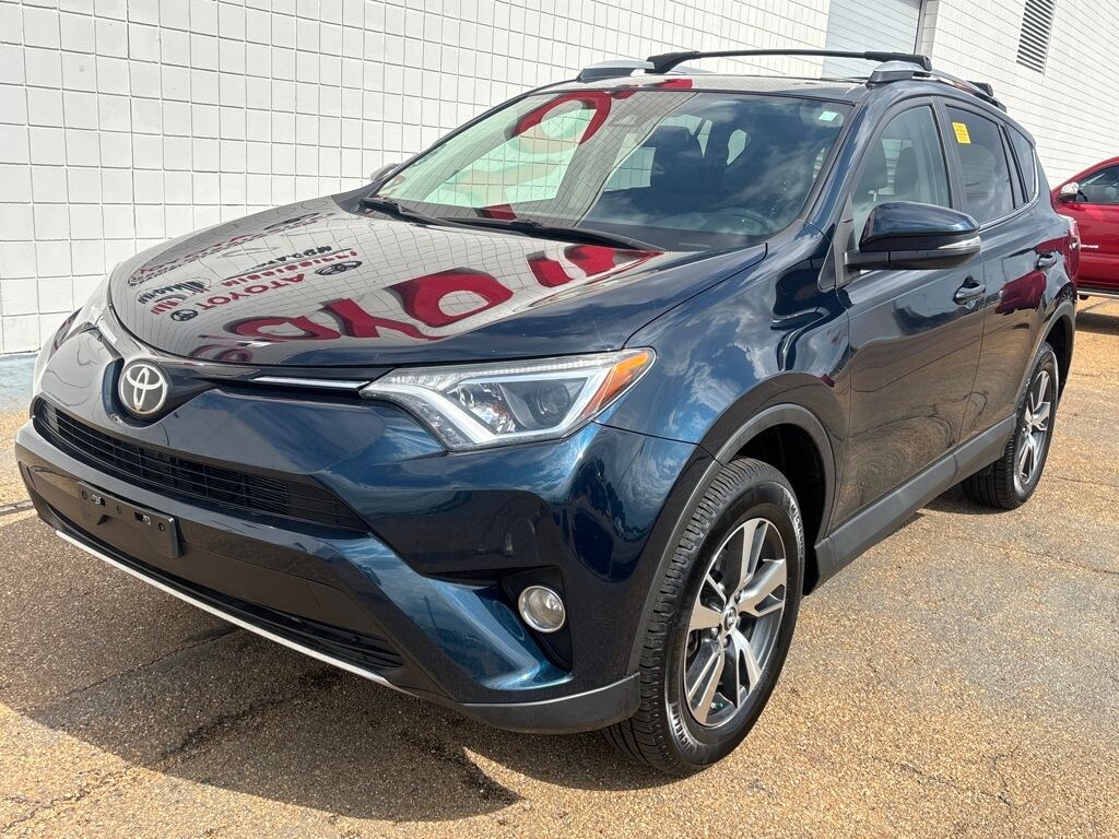 Used 2018 Toyota RAV4 XLE SUV