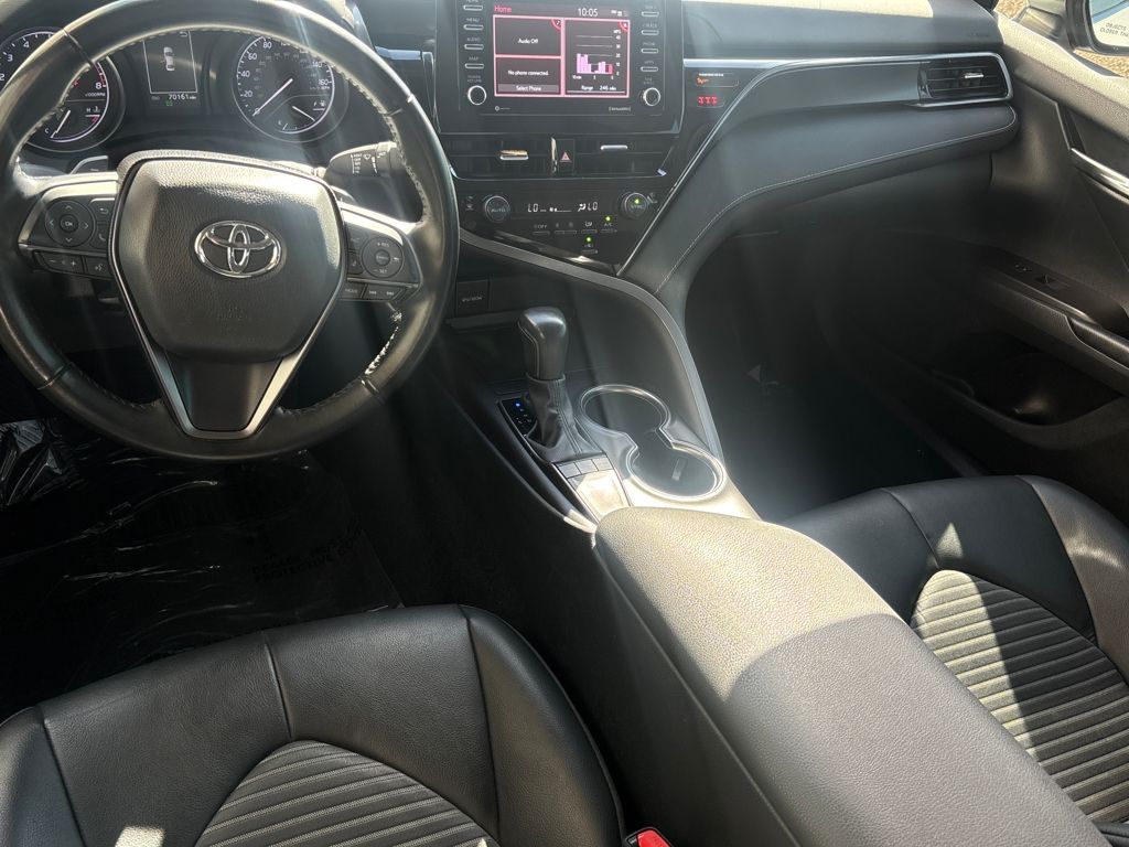 2023 Toyota Camry SE photo 2