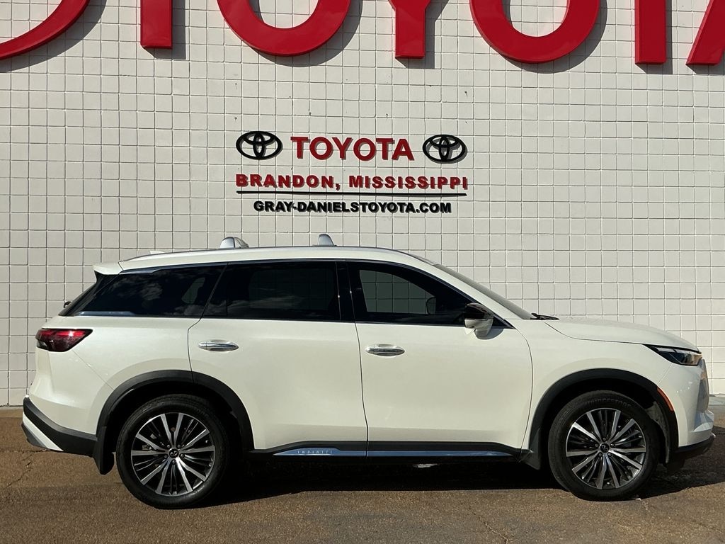 Used 2023 INFINITI QX60 Sensory SUV