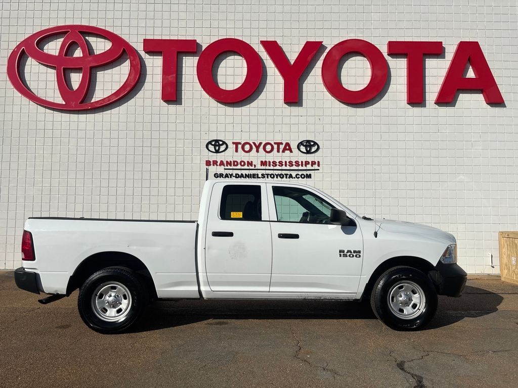 2017 Ram 1500 Tradesman photo 4