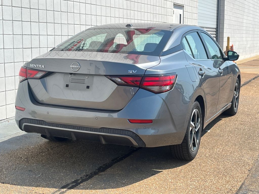 2024 Nissan Sentra SV photo 3