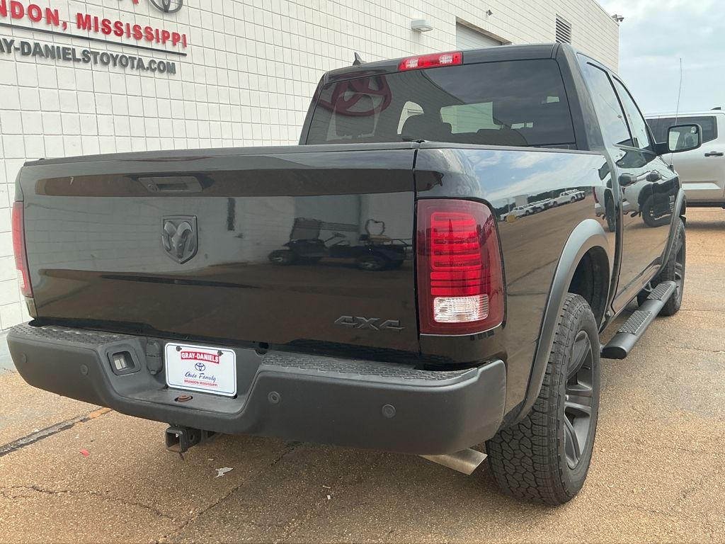 2022 Ram 1500 Classic Warlock photo 4