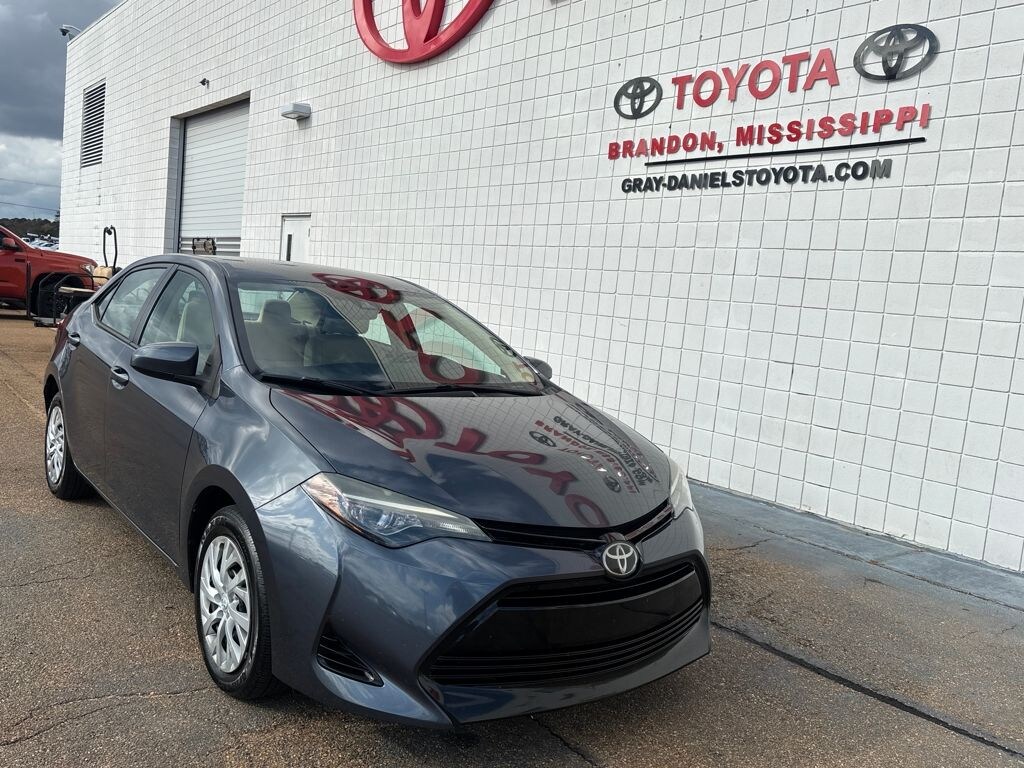 Used 2017 Toyota Corolla LE Sedan