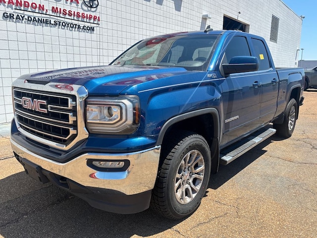 2017 GMC Sierra 1500 SLE 4WD Truck
