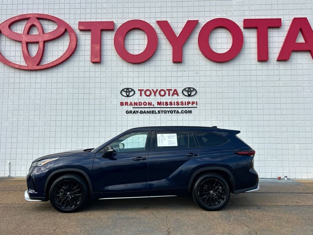 Used 2024 Toyota Highlander XSE SUV