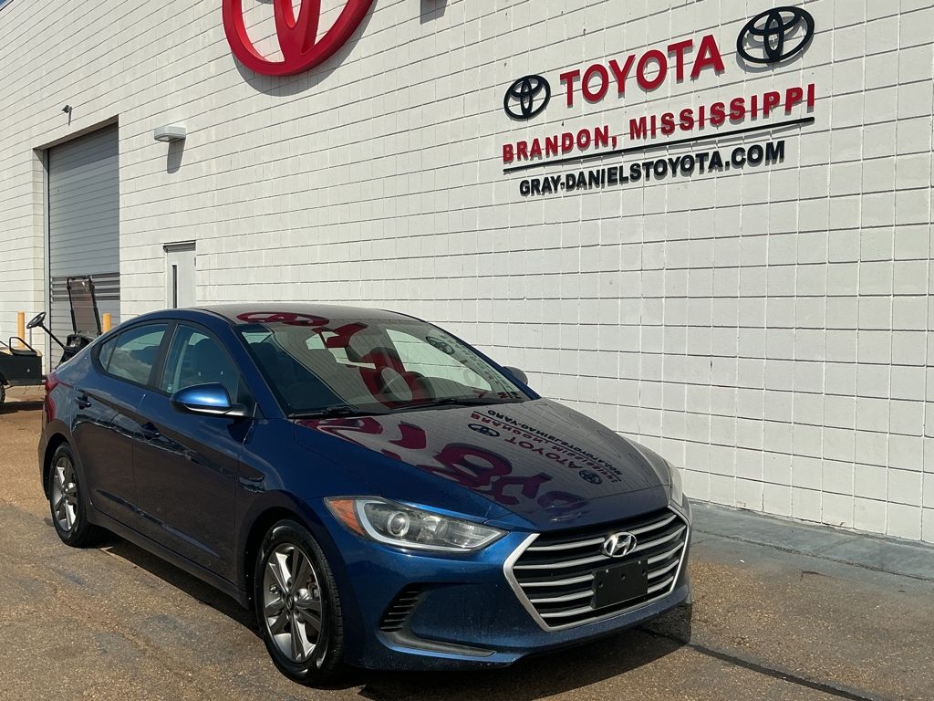 2017 Hyundai Elantra SE photo 3