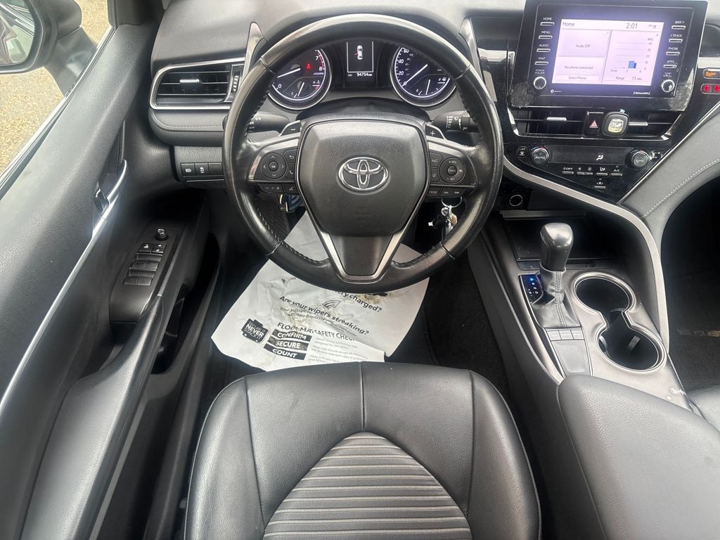 Used 2023 Toyota Camry SE Sedan
