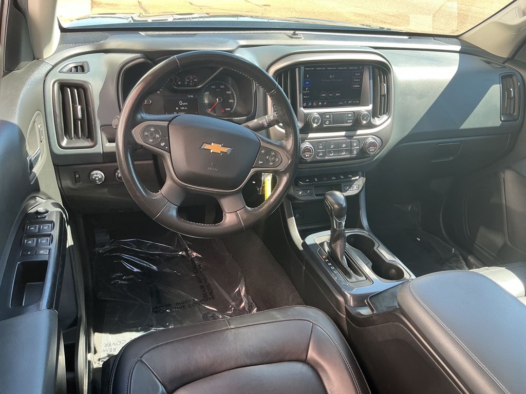 2022 Chevrolet Colorado Z71 photo 2