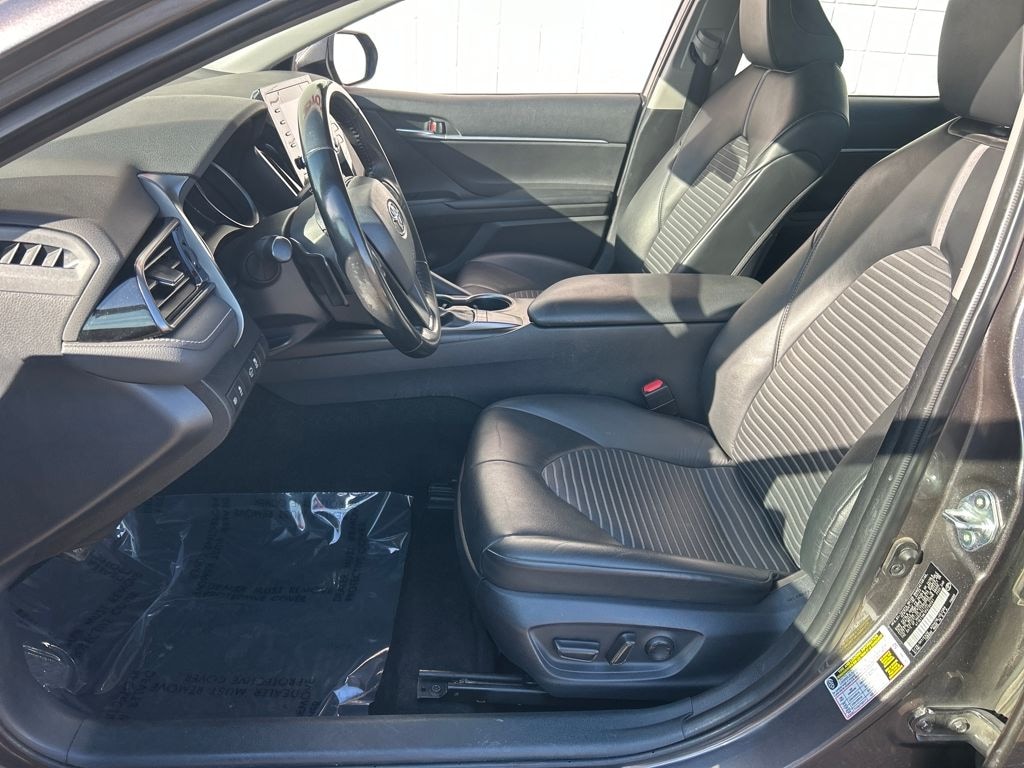 Used 2023 Toyota Camry SE Sedan