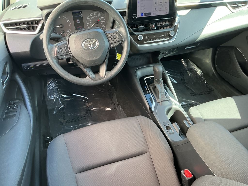2023 Toyota Corolla LE photo 2