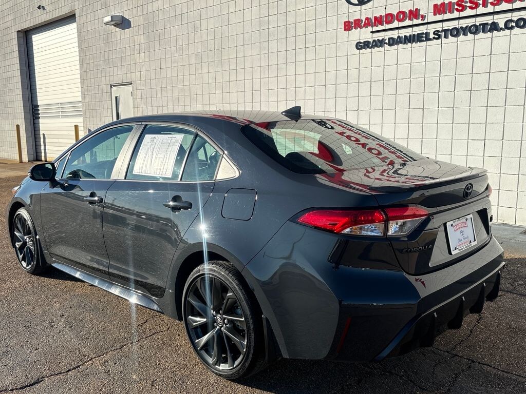 Used 2025 Toyota Corolla SE Sedan