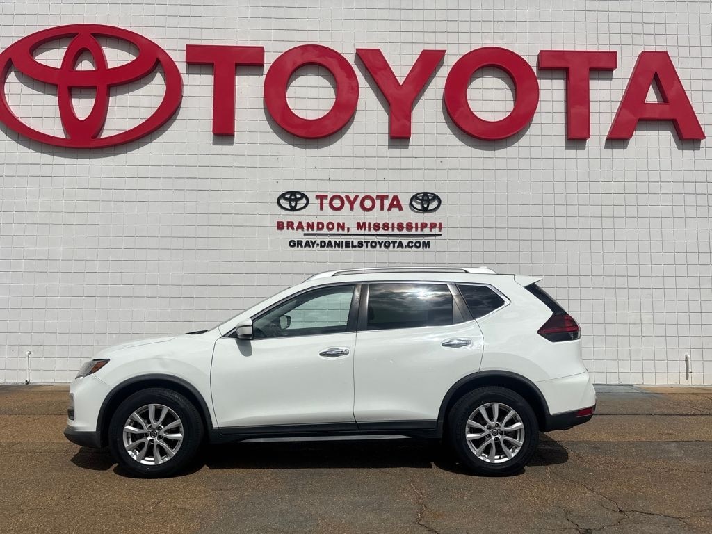 Used 2019 Nissan Rogue SV SUV