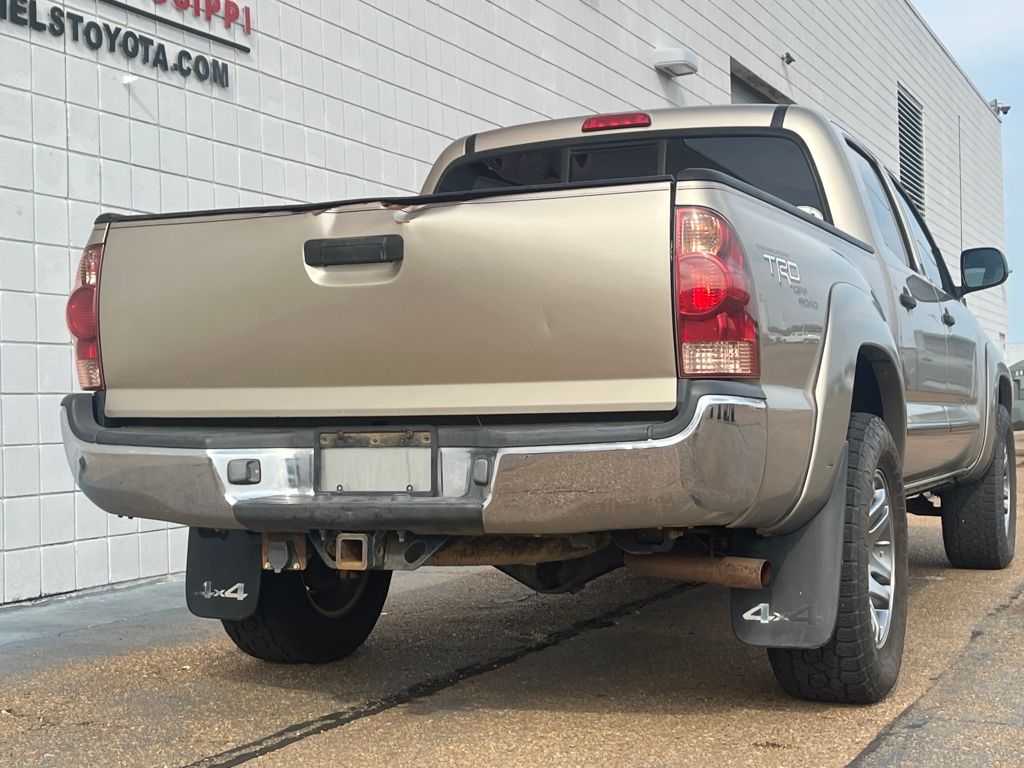 2007 Toyota Tacoma Base V6 photo 2