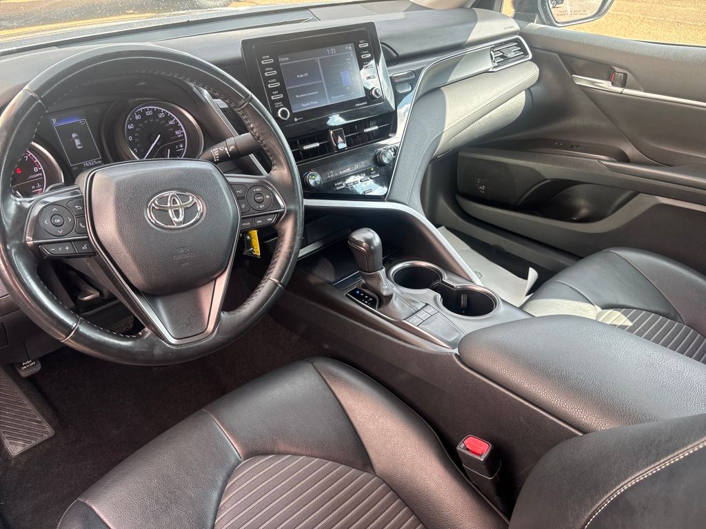 2023 Toyota Camry SE photo 2