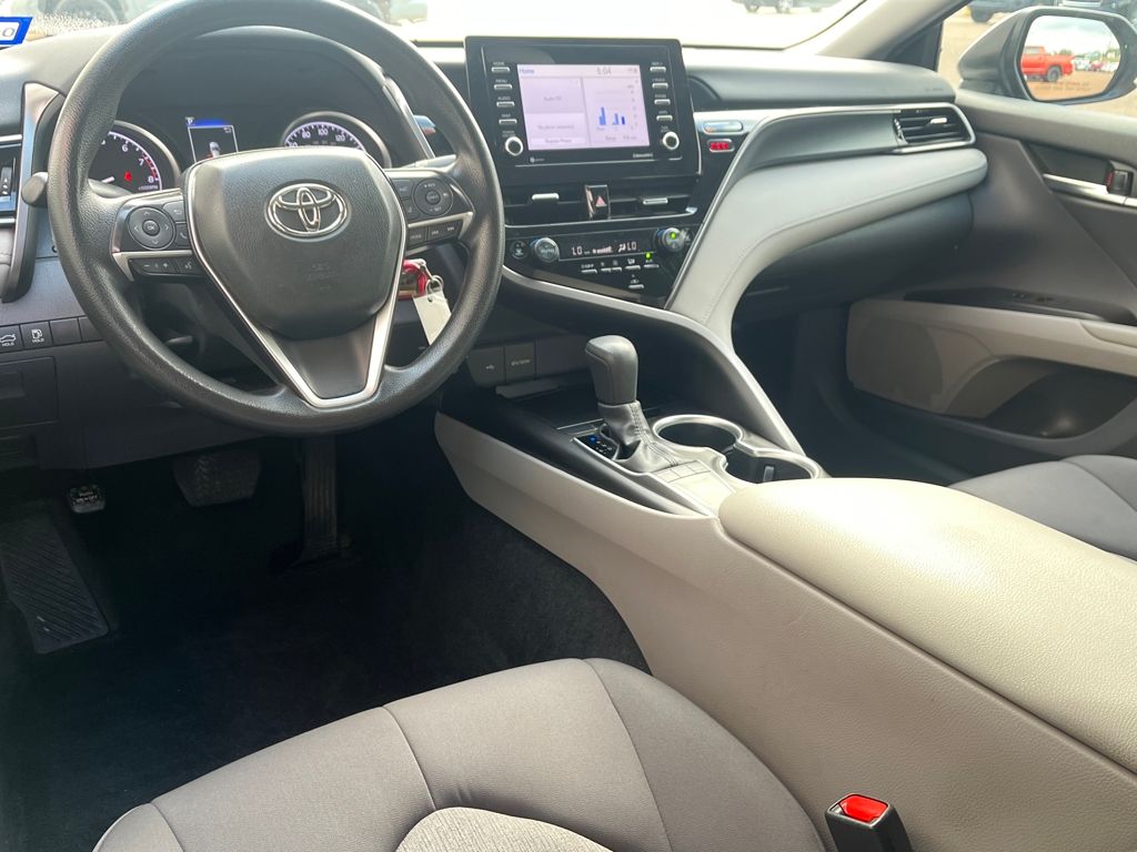 2023 Toyota Camry LE photo 2