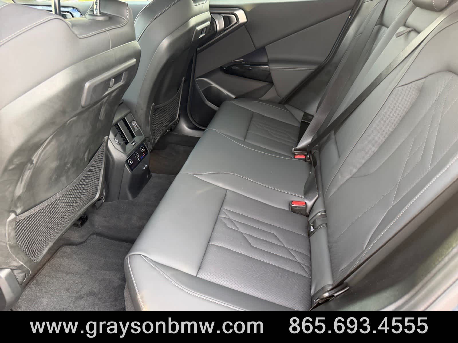 2026 BMW X3 30 - Photo 15