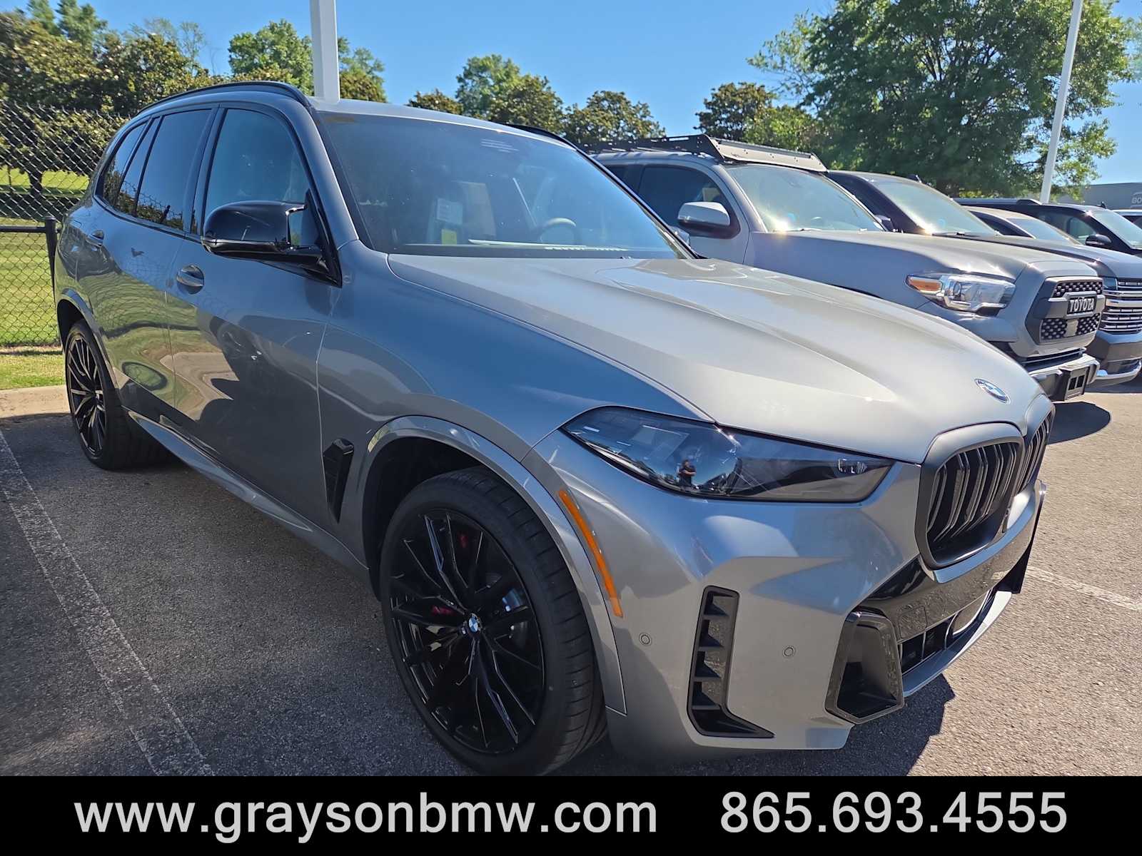 2026 BMW X5 M60i's photo