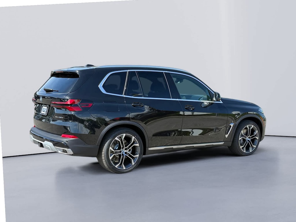 New 2026 BMW X5 PHEV xDrive50e SUV