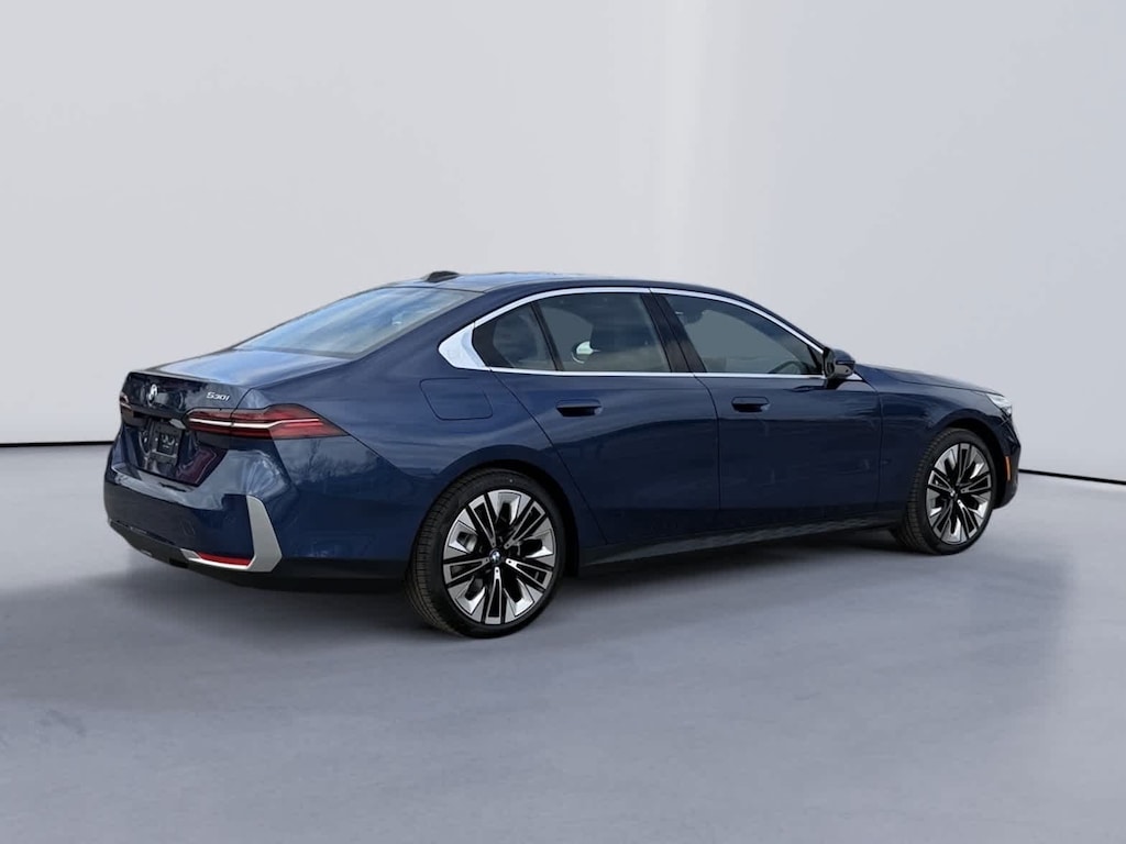 New 2026 BMW 530i xDrive Sedan