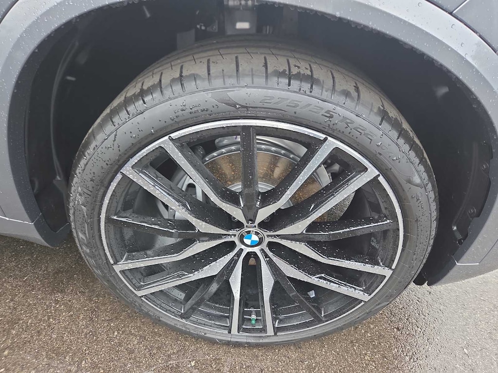 New 2026 BMW X5 xDrive40i SUV
