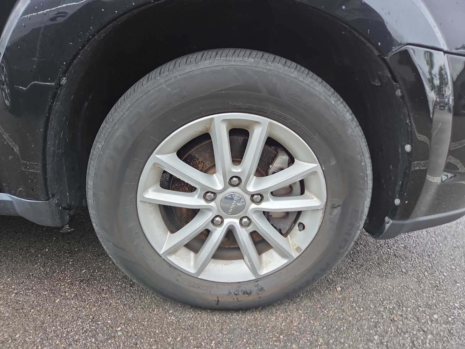 Used 2014 Dodge Journey SXT with VIN 3C4PDCBG2ET229823 for sale in Knoxville, TN