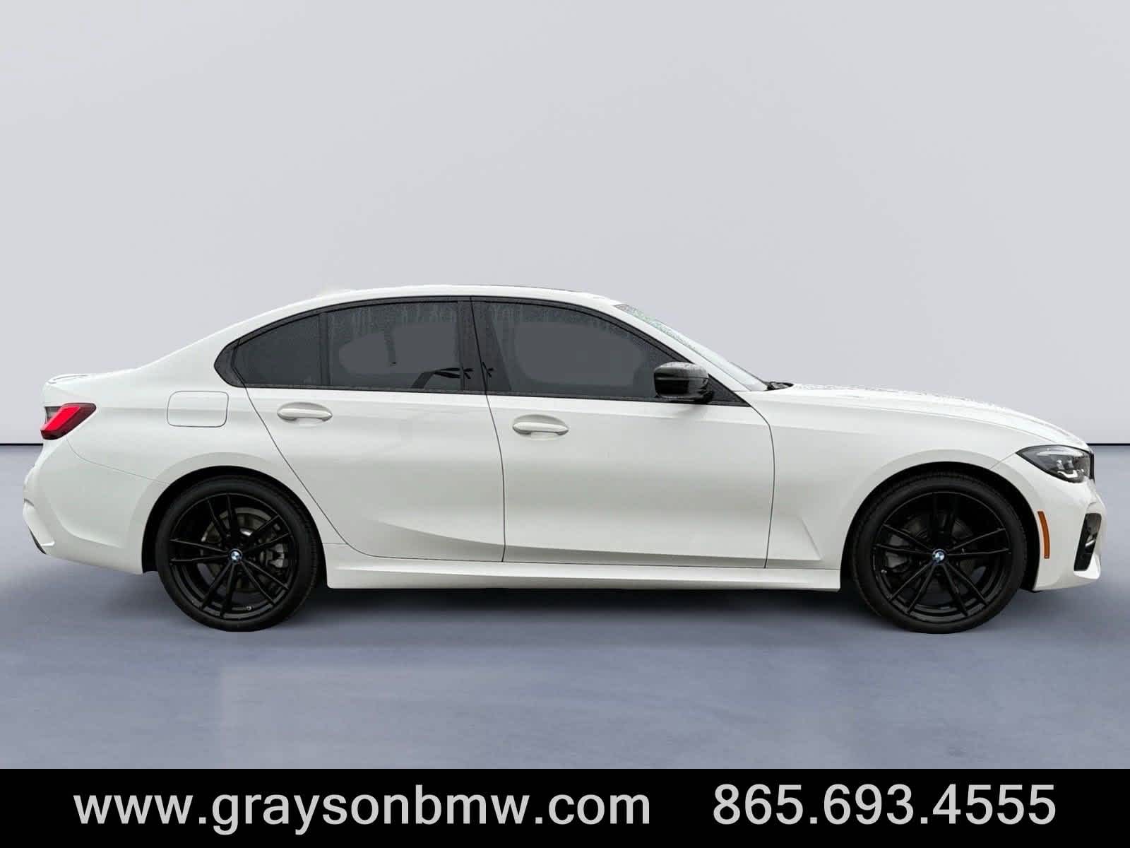Used 2022 BMW 3 Series 330i with VIN 3MW5R7J07N8C70663 for sale in Knoxville, TN