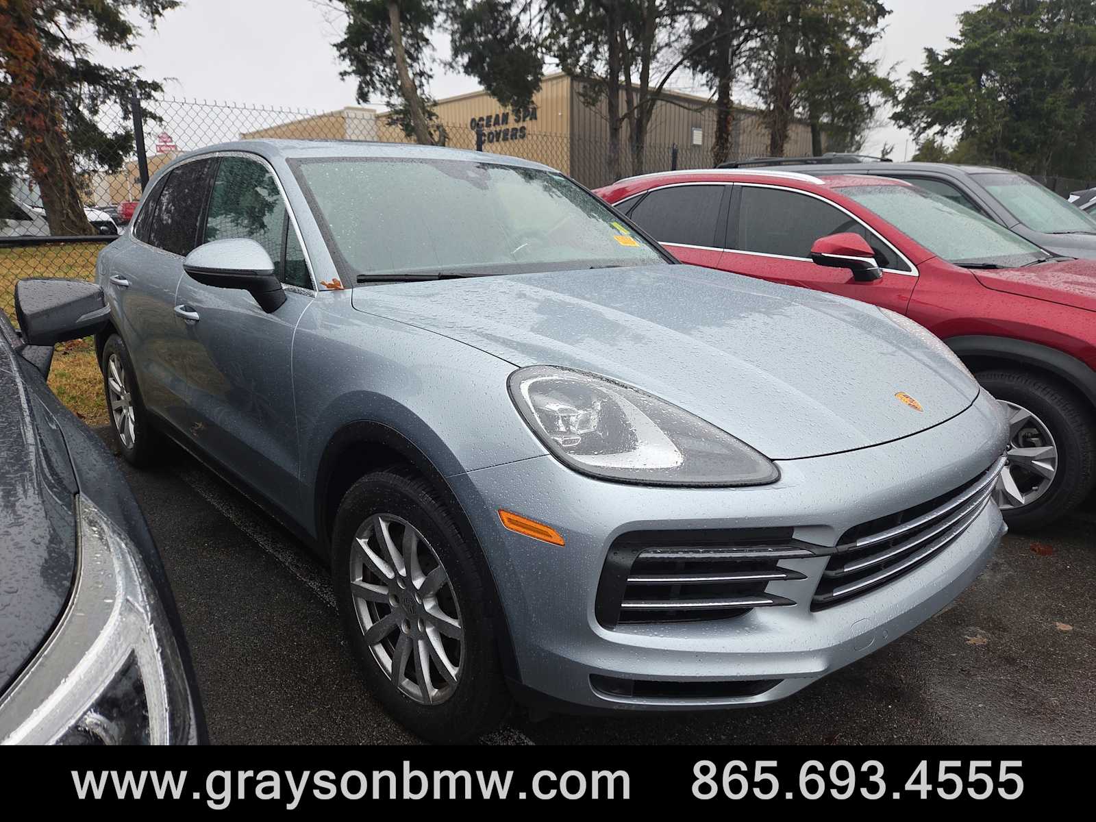 2022 Porsche Cayenne Base's photo