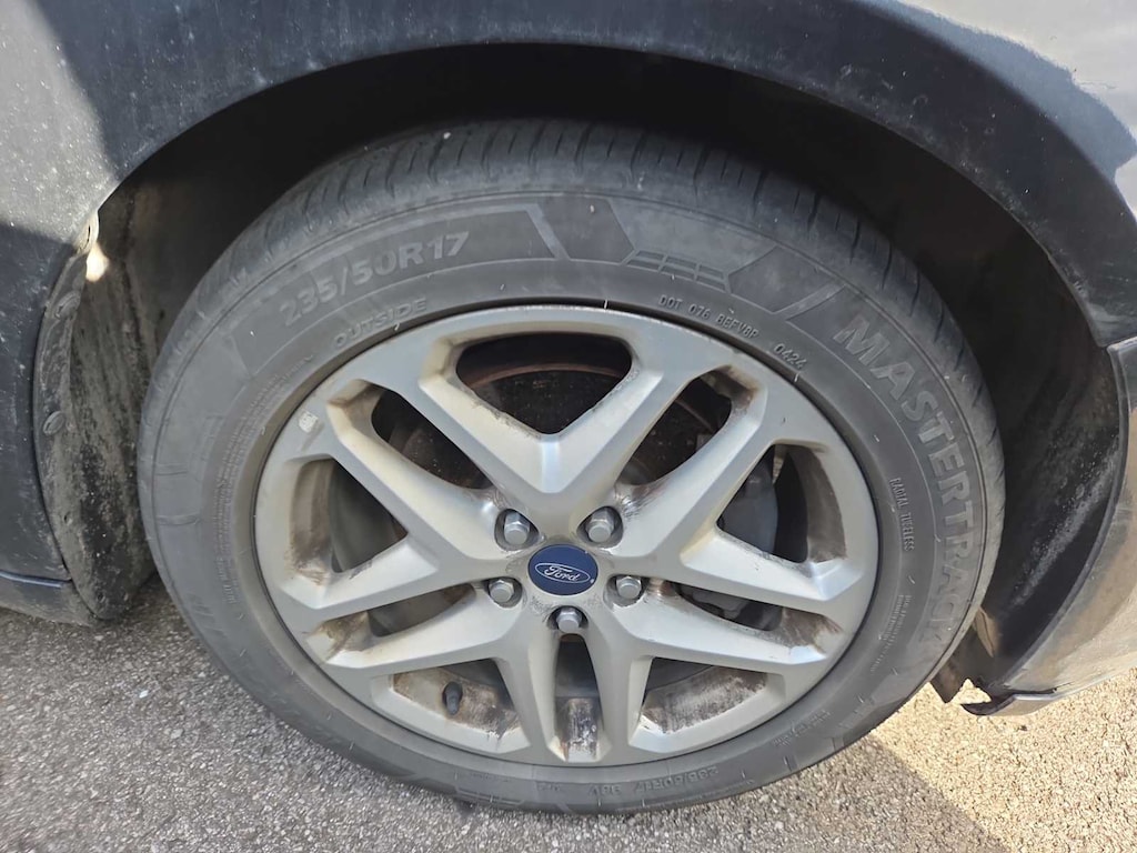 Used 2014 Ford Fusion SE Sedan